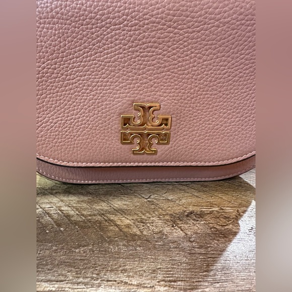 Tory Burch Crossbody Bag. Pebbled Leather. New with Tags - Picture 11 of 11